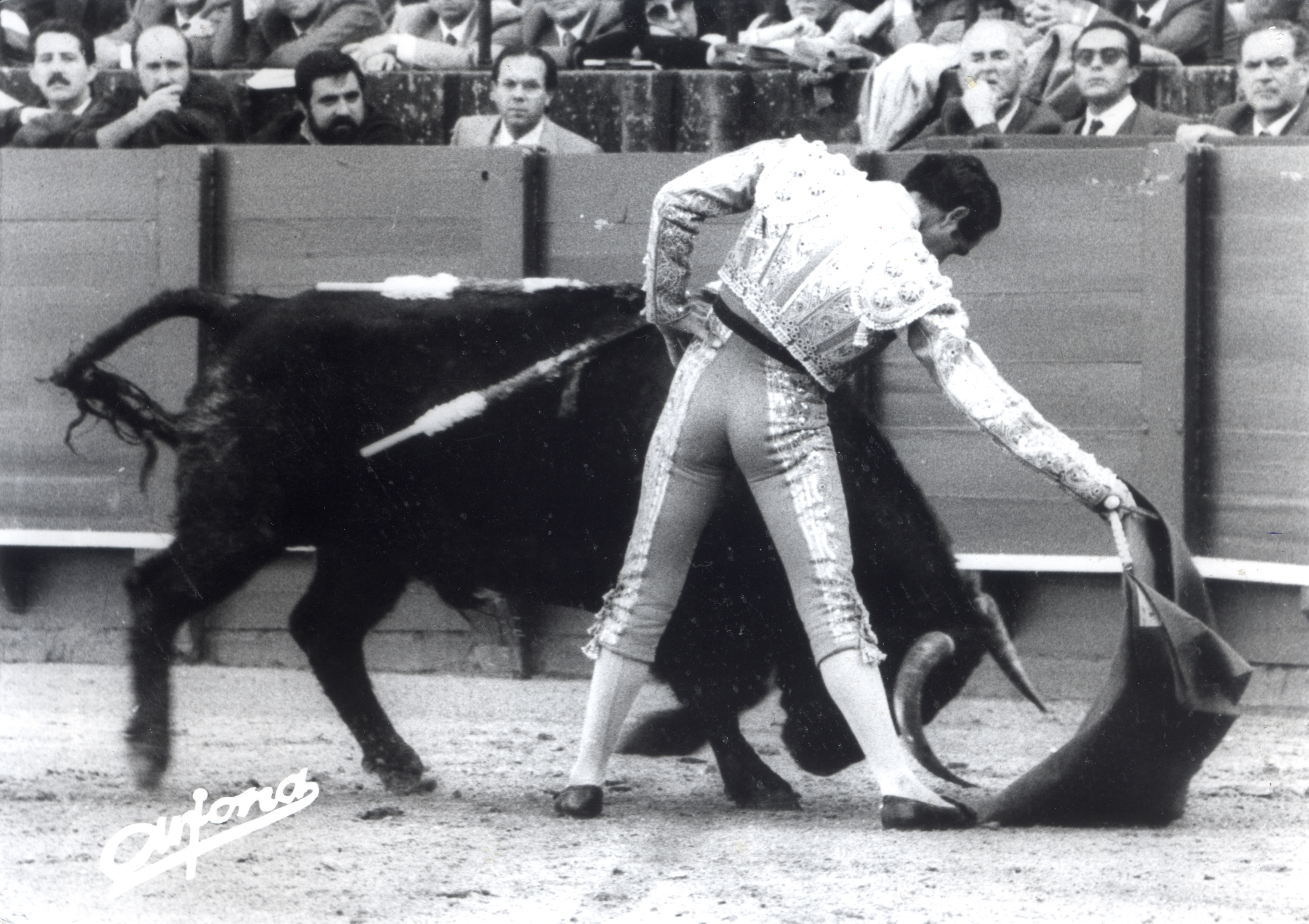 Julio Robles, el toreo de pellizco y la personalidad, siempre se recuerda en el frío enero.
