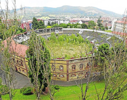VERGONZOSO:la plaza de toros de Oviedo sigue sin proyecto de rehabilitación dos años después