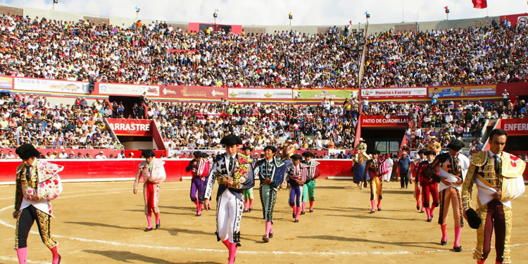 Mérida prepara una Feria del Sol con doblete de El Fandi y la presencia de Talavante y Roca Rey