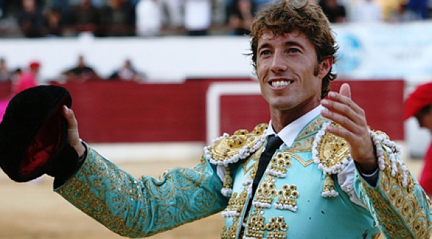 Manuel Escribano matará seis toros de Miura en Sevilla