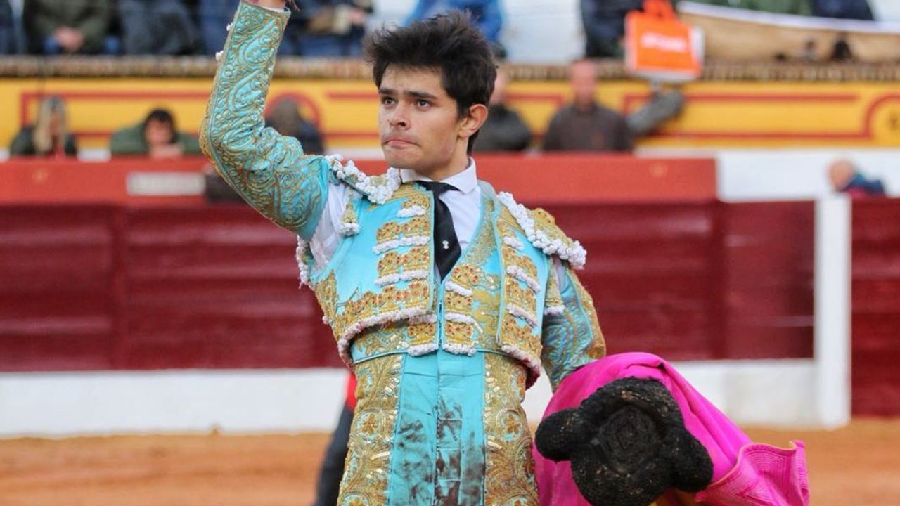 El Club Taurino de Dombenitense declara triunfador de Extremadura a Juanito