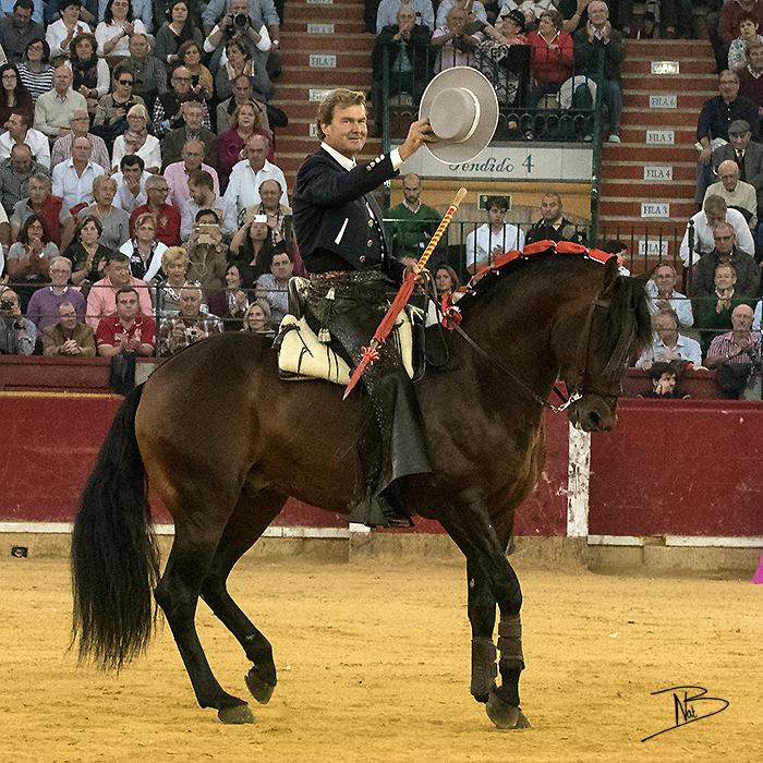 Fermín Bohórquez.:«Torero de a pie o de a caballo, es igual, porque torero es quien está con el toro cerca y crea arte con él»