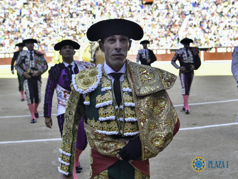 Feria de San Isidro – A ver quien defiende esto: Alejandro Talavante, una oreja en nueve toros.