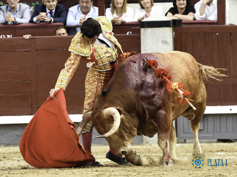 Morante, una faena para el recuerdo en Madrid