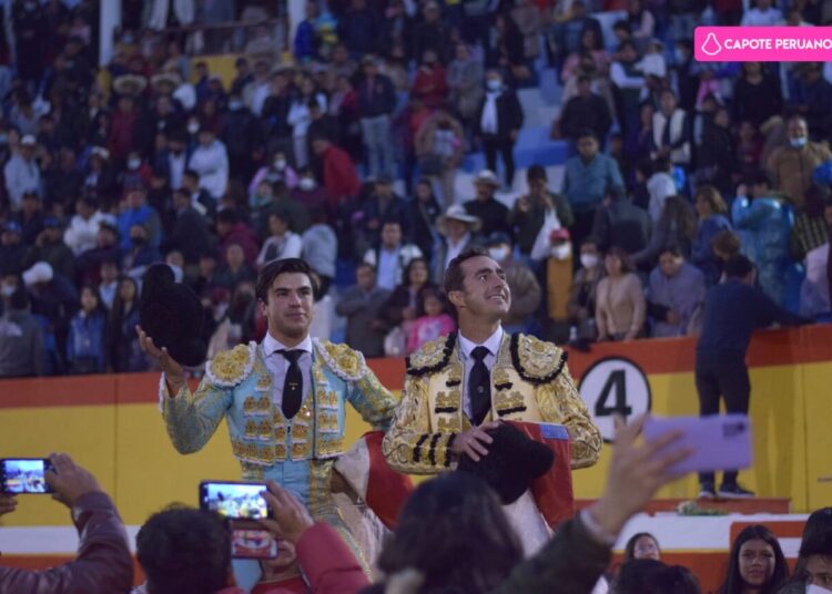 PERÚ: El Fandi y Colombo triunfan en Bambamarca