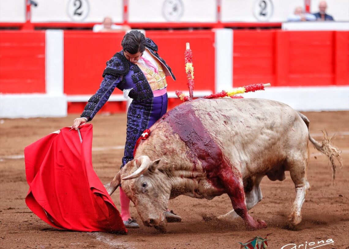 Santander: Morante pone orden torero en el caos