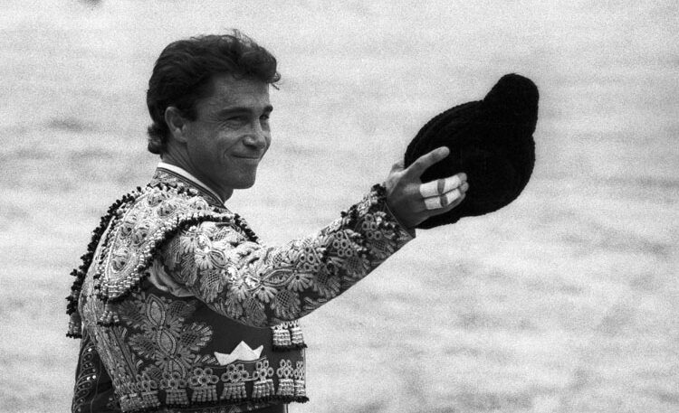Roberto Domínguez, medio siglo de alternativa