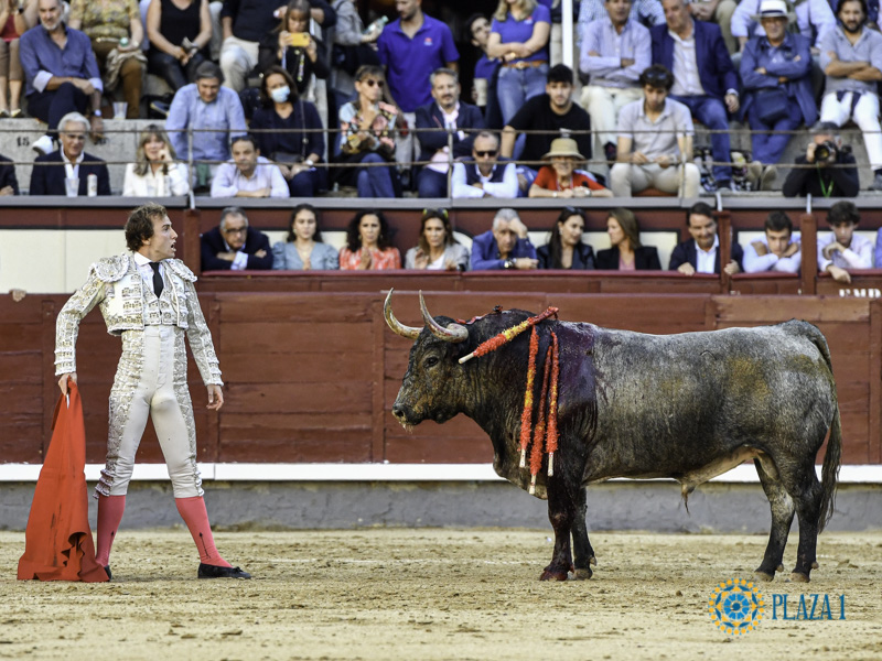 MADRID:Román se la juega con un ‘Adolfo’ de cuidado (Fotogalería)