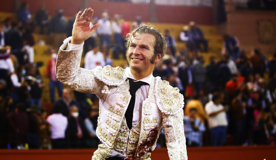 El Payo, seis toros como único espada en su tierra el día de Navidad