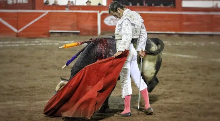 Monterrey: El Payo y Silveti ponen el toque triunfal a la noche