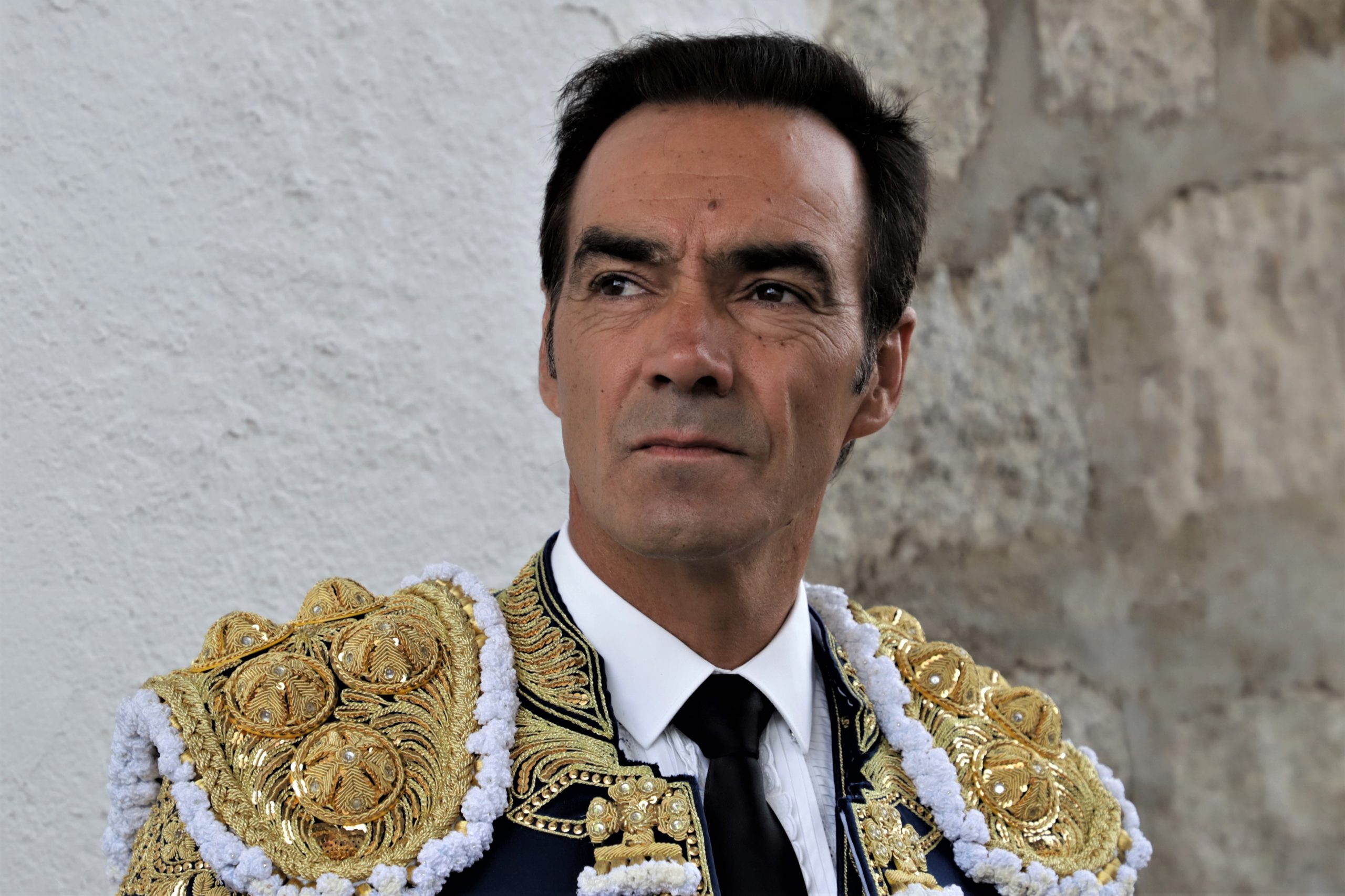 Pagés ‘enmienda’ su error con Emilio de Justo y cierra con El Cid la corrida de Victorino
