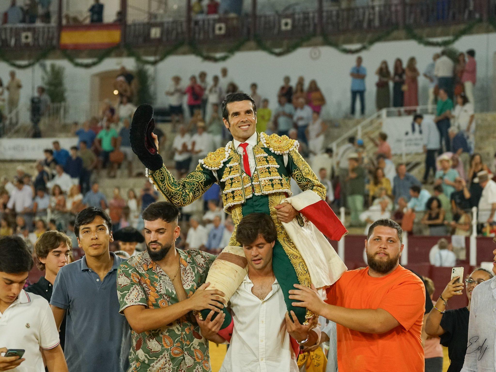 Así está el toreo / por Pla Ventura