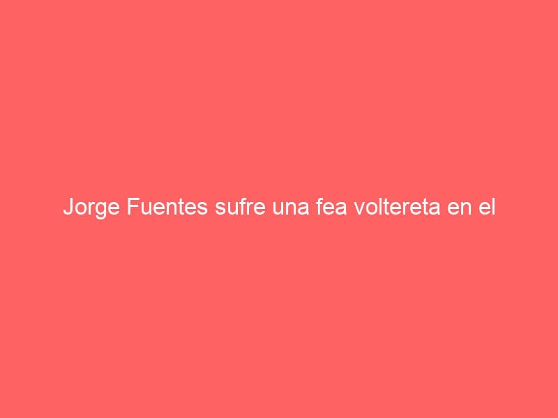 Jorge Fuentes sufre una fea voltereta en el tercero de la tarde y es trasladado al hospital