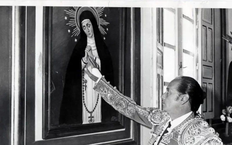 15 DE AGOSTO:POR SER LA VIRGEN DE LA PALOMA…