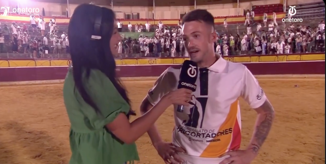 Diego Almarza GANA LA 1ª SEMIFINAL del Cto. de Recortadores  @onetororecortes  –  @tauroemocion