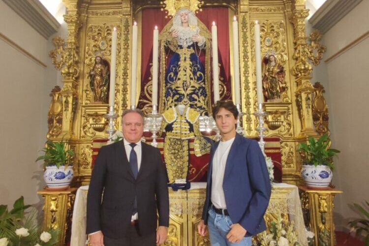La historia del traje de luces con el que abrió Roca Rey su primera Puerta del Príncipe y su vinculación la Virgen de la Estrella 
