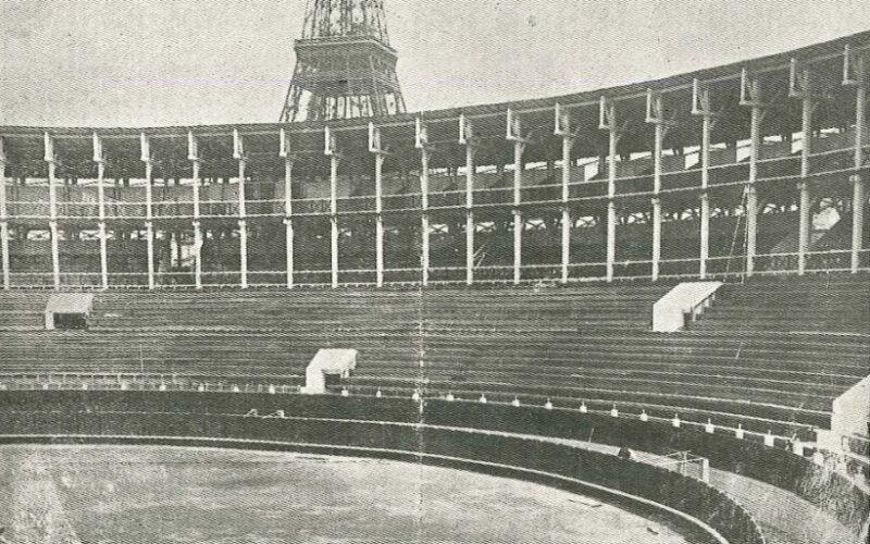 PARIS:Plaza de Toros de la Calle Pergolese