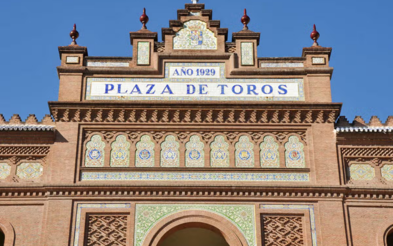 Tercer “No hay billetes” en San Isidro 2025: Roca Rey, Urdiales y la confirmación de Serna disparan la taquilla