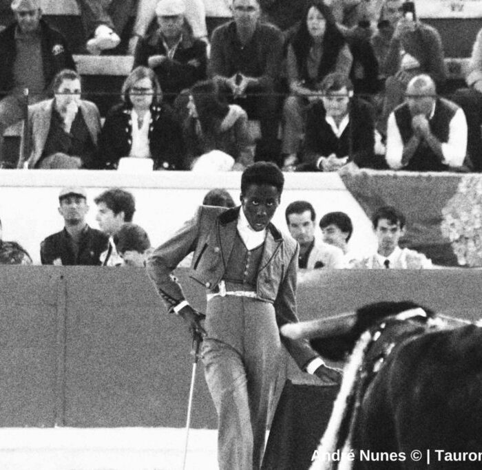 El sucesor de Ricardo Chibanga debuta en público: su peculiar historia