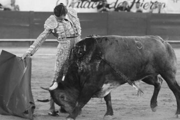 El toreo a ralentí de Juan Ortega hace rugir al Nuevo Progreso