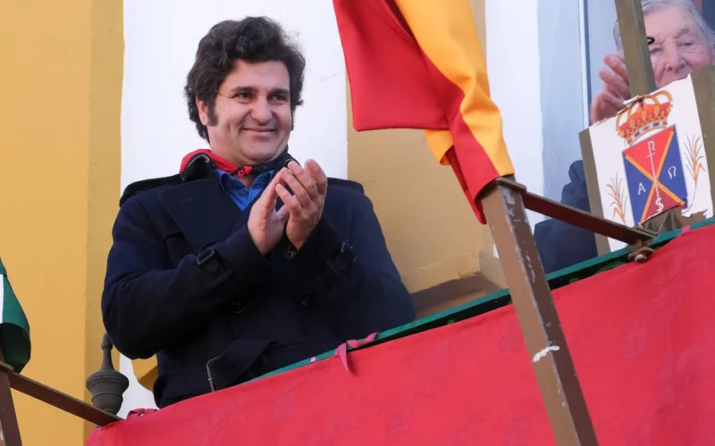 Morante presenta el cartel de las fiestas de San Sebastián 2026 de La Puebla del Río