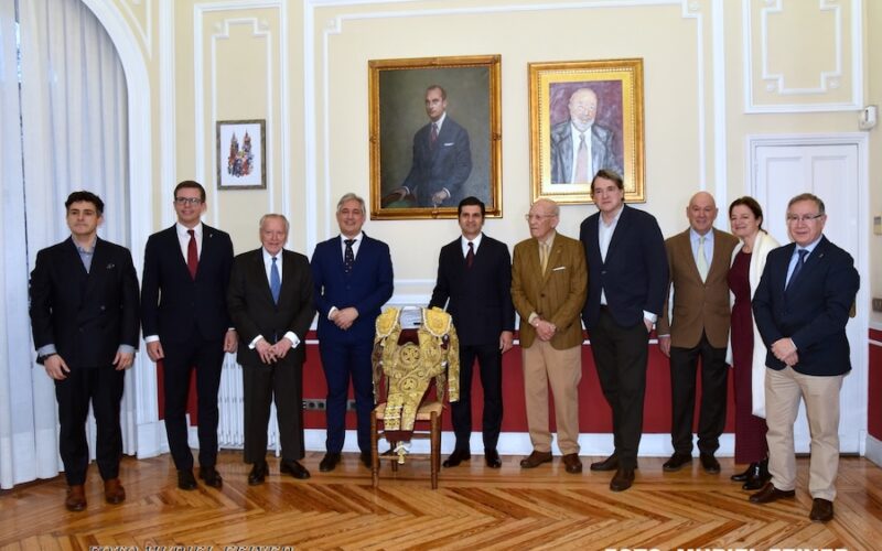 El reportaje de Muriel Feiner… El Centro Riojano de Madrid rindió homenaje a Morante