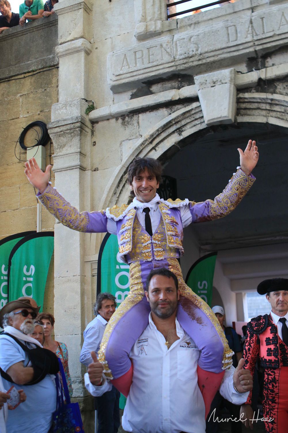 Alberto Lamelas sale a hombros en Alès