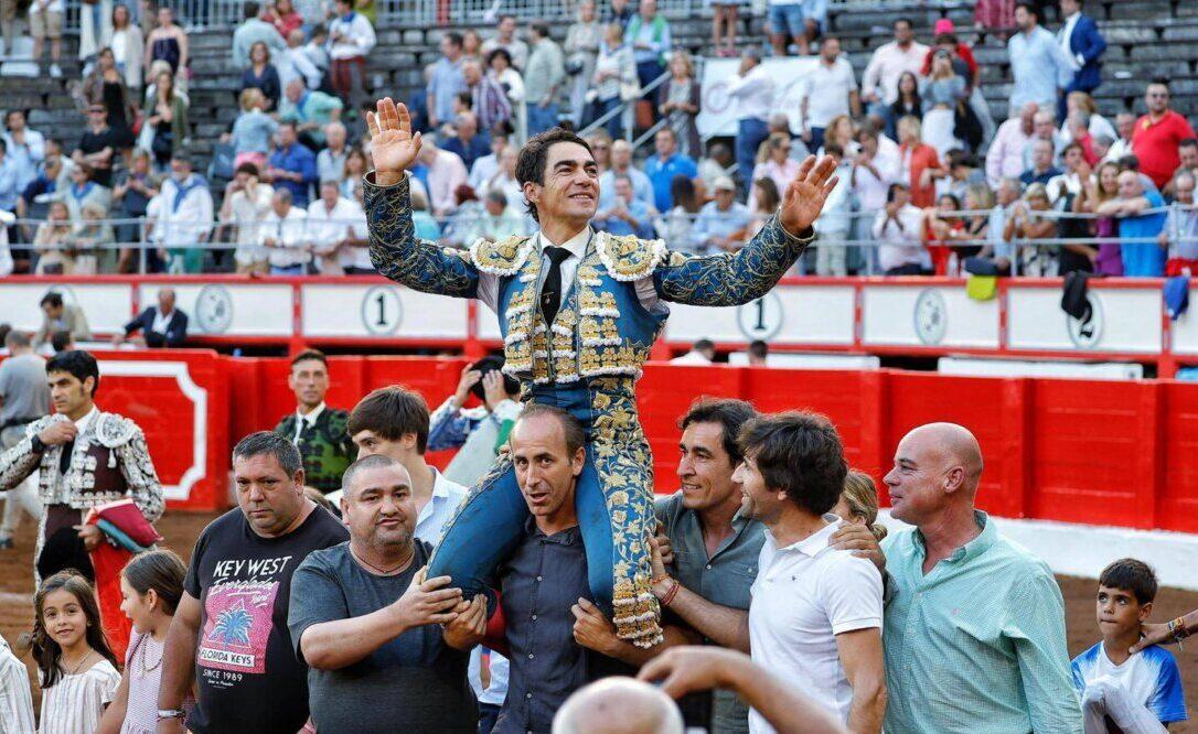 López Chaves se despide de Santander a lo grande