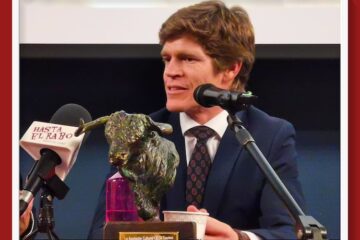 Borja Jiménez recoge premio como triunfador de la Feria de Cieza